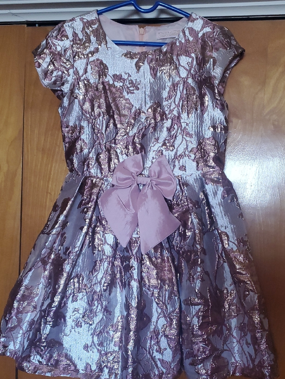 FNY KDS Luxury Apparel Pink Metallic Floral Party Dress with Bow Size M (8-10)